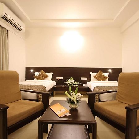 Prakruti Resort Vadodara Extérieur photo