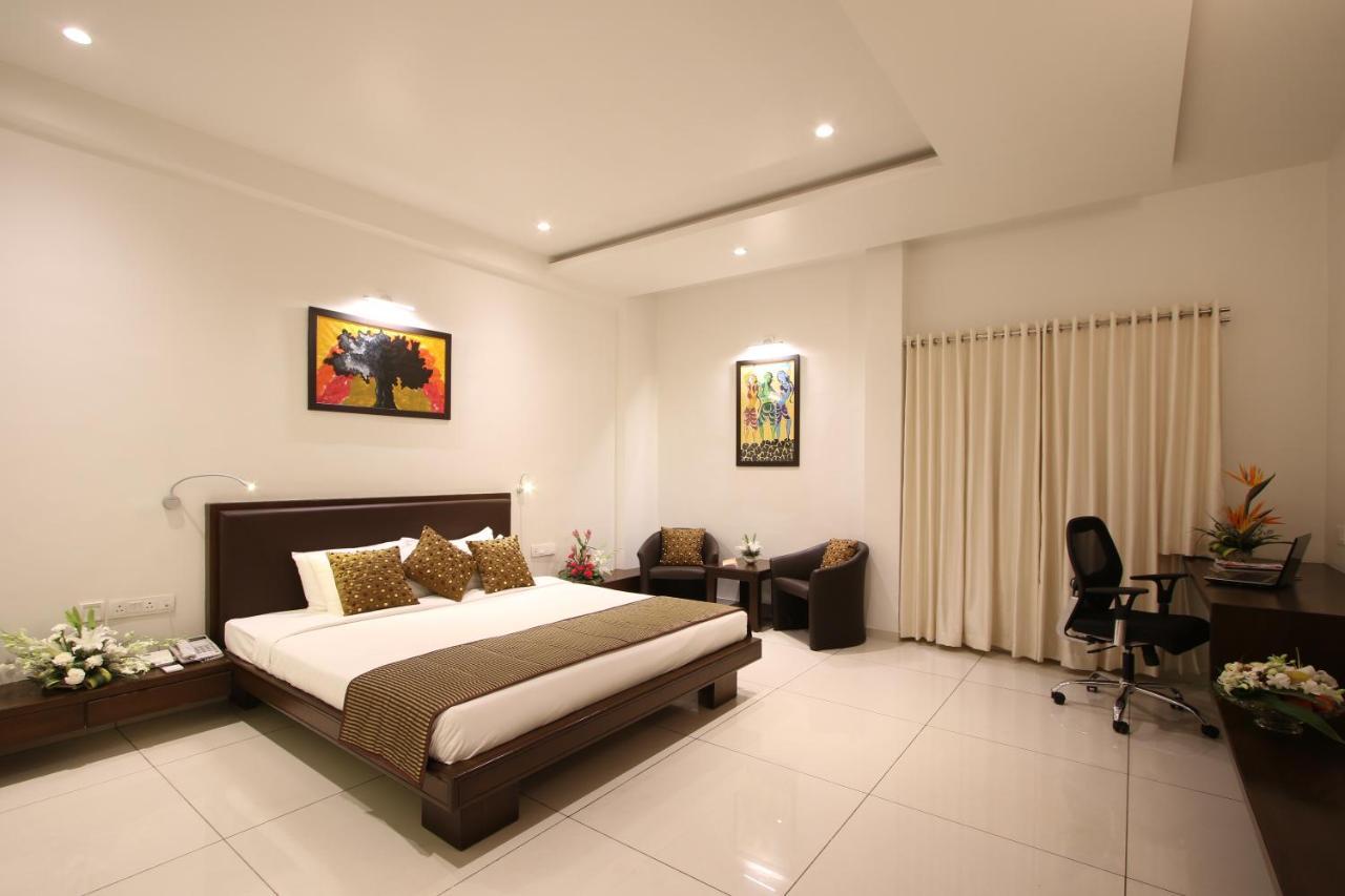 Prakruti Resort Vadodara Extérieur photo