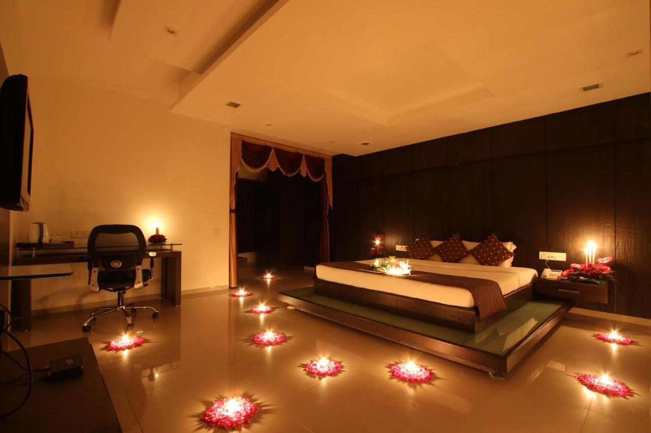 Prakruti Resort Vadodara Extérieur photo